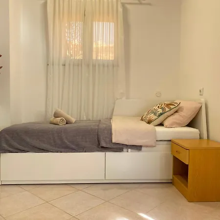 Aurelis Apartament