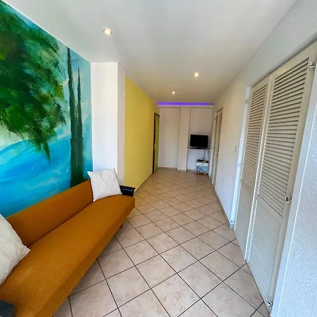 Aurelis Apartment