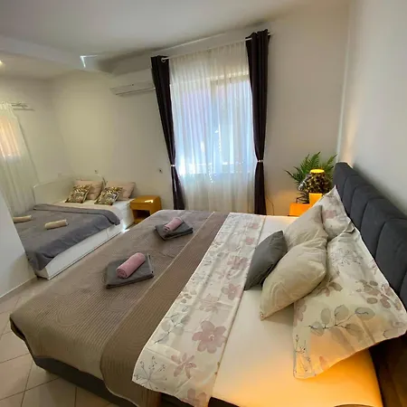 Aurelis Apartman